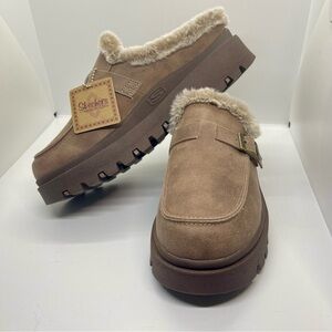 NWT Skechers Women's Shindigs
Size 9 🎄Forever Retro Mule Color Mushroom